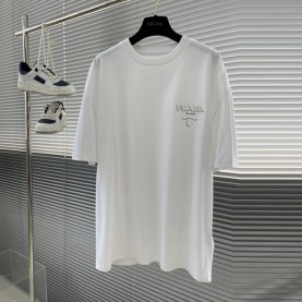 프라다 PRADA 남성 라운드 반팔