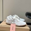 미우미우 MIUMIU 남여공용 스니커즈