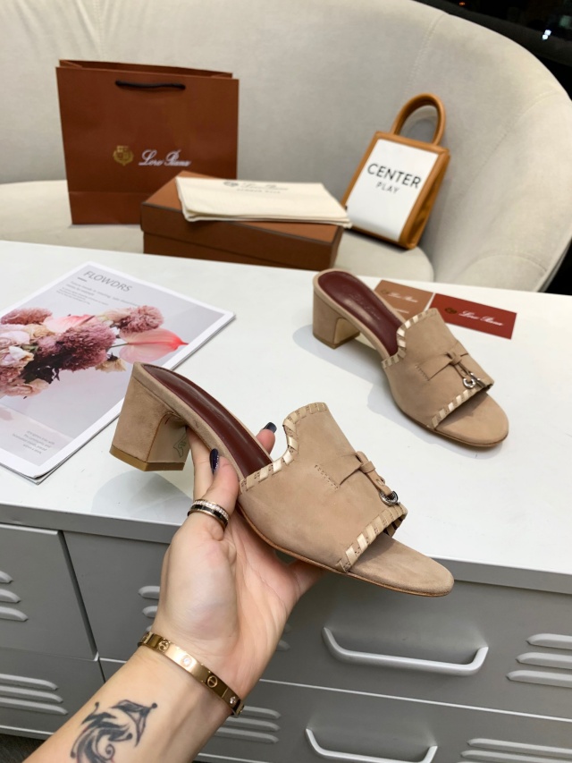 로로피아나 Loropiana 썸머 참 슬리퍼