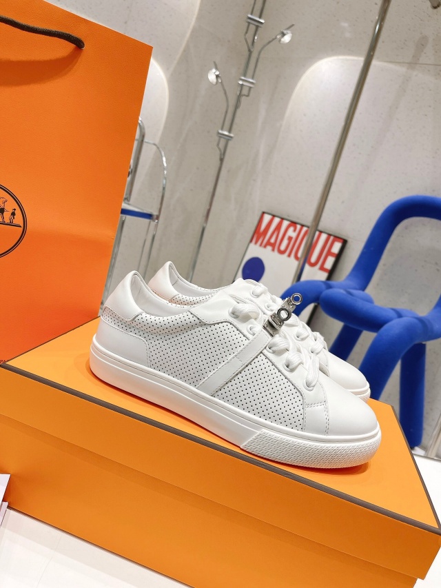 에르메스 HERMES 데이켈리 남여공용 스니커즈