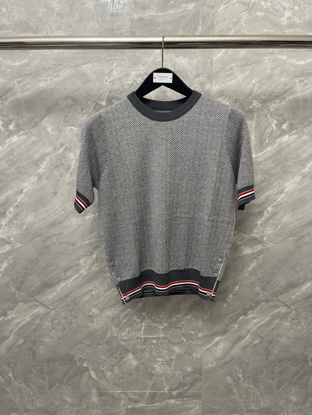 톰브라운 THOMBROWNE 여성 니트 반팔