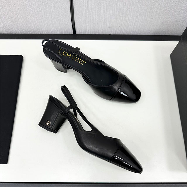 샤넬 CHANEL 여성 슬링백