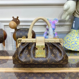 [LOUIS VUITTON-루이비통] 모노그램 클러치 나튀렐