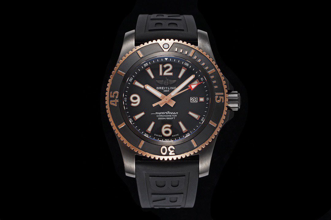 [BREITLING-브라이틀링] 슈퍼오션 블랙 로골 러버밴드 46mm
