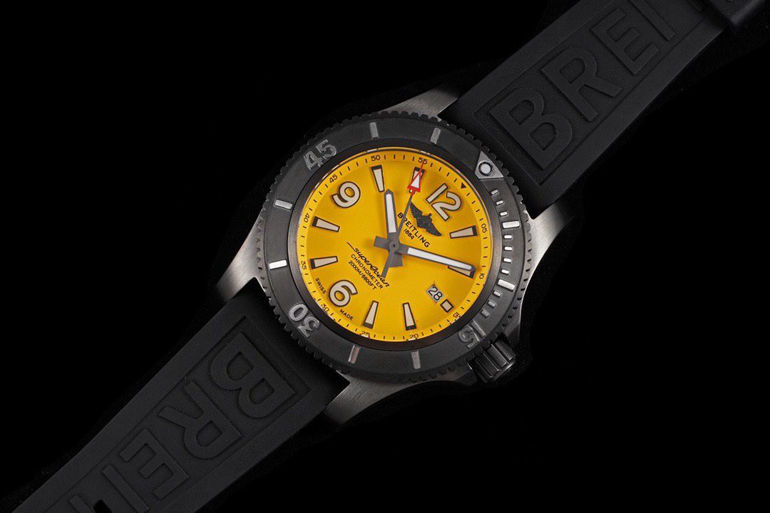 [BREITLING-브라이틀링] 슈퍼오션 옐로우 러버밴드 46mm