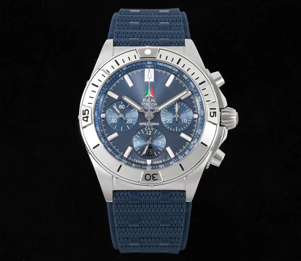 [BREITLING-브라이틀링] 크로노맷 B01 42