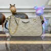 [LOUIS VUITTON-루이비통] 이지 파우치 숄더백