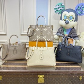 [LOUIS VUITTON-루이비통] 트라이아논 MM