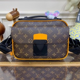 [LOUIS VUITTON-루이비통] S락 메신저