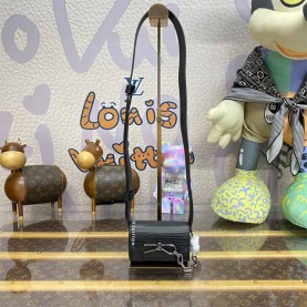 [LOUIS VUITTON-루이비통] 마이크로 스티머