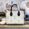 [LOUIS VUITTON-루이비통] 온더고 PM