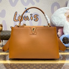 LOUIS VUITTON-루이비통] 카퓌신 GM 수플