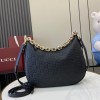 [GUCCI-구찌] GG 엠블럼 미디엄 숄더백