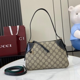 [GUCCI-구찌] GG 엠블럼 스몰 숄더백