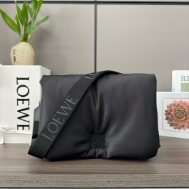[LOEWE-로에베] 퍼퍼 고야백