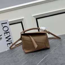 [LOEWE-로에베] 퍼즐백 소프트 그레인 미니