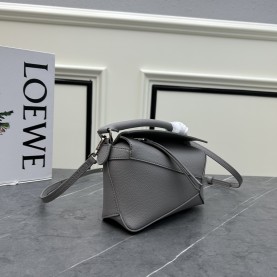 [LOEWE-로에베] 퍼즐백 소프트 그레인 미니