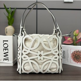 [LOEWE-로에베] 애너그램 컷아웃 토트백