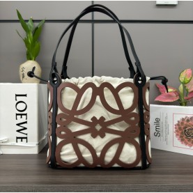 [LOEWE-로에베] 애너그램 컷아웃 토트백
