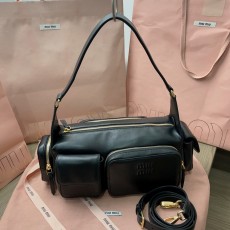[MIUMIU-미우미우] 나파 가죽 포켓백