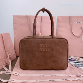 [MIUMIU-미우미우] 스웨이드 탑핸들백