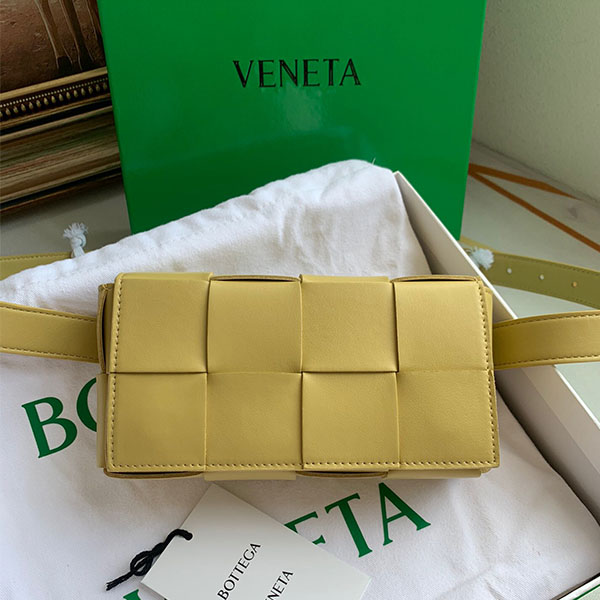 [BOTTEGA-보테가베네타] 카세트 벨트백