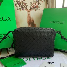 [BOTTEGA-보테가베네타] 루프 스몰 크로스백