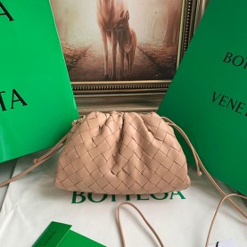 [BOTTEGA-보테가베네타] BV 파우치 미니