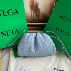 [BOTTEGA-보테가베네타] BV 파우치 미니