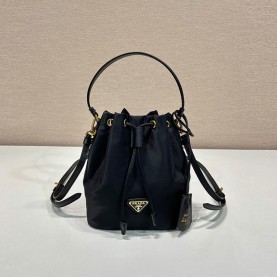 [PRADA-프라다] 리 나일론 미니 클러치