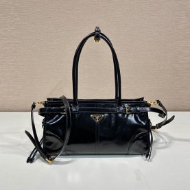 [PRADA-프라다] 미듐 가죽 핸드백