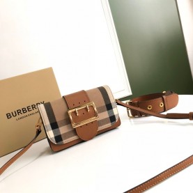 [BURBERRY-버버리] 하우스체크 버클백