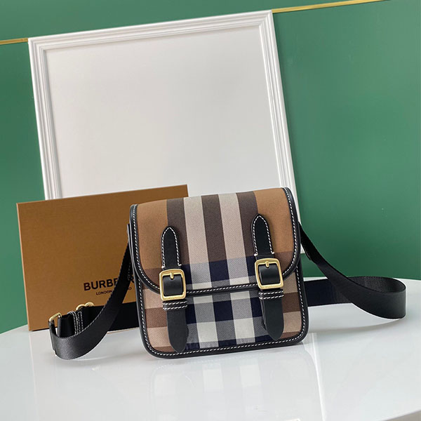 [BURBERRY-버버리] 체크 프린트 메신저백