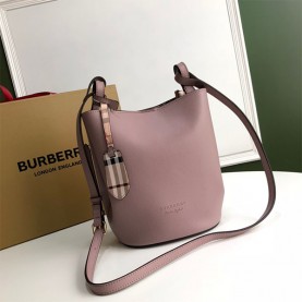 [BURBERRY-버버리] 스몰 버킷 백