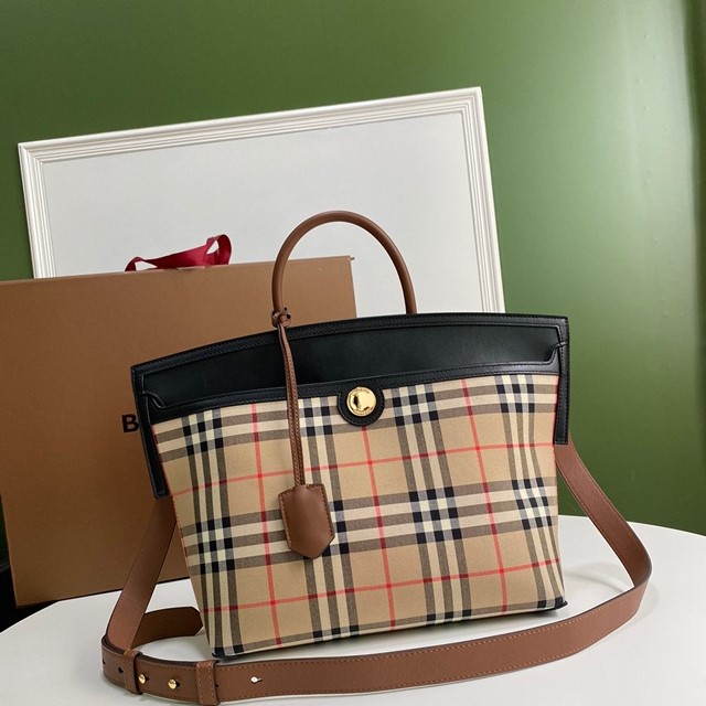 [BURBERRY-버버리] 소사이어티 톱핸들백