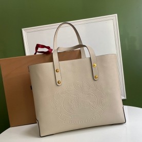 [BURBERRY-버버리] 크레스트 미듐 토트백