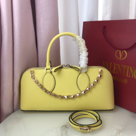 [VALENTINO-발렌티노] 락스터드 이스트 웨스트가죽 백