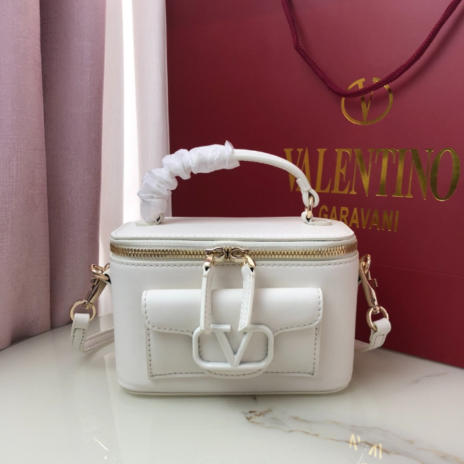 [VALENTINO-발렌티노] 로코 베니티 케이스