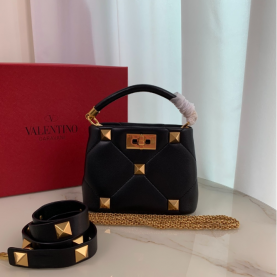 [VALENTINO-발렌티노] 로만스터드 버킷백 미니