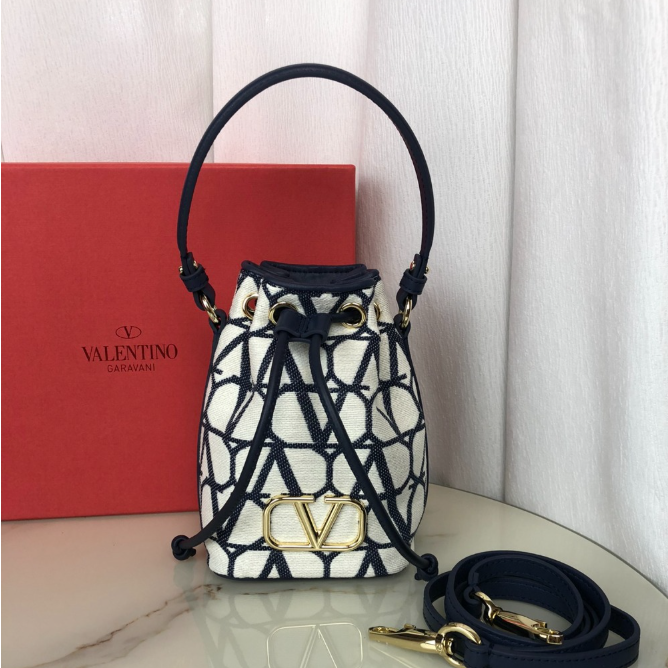[VALENTINO-발렌티노] 브이로고 미니 버킷백