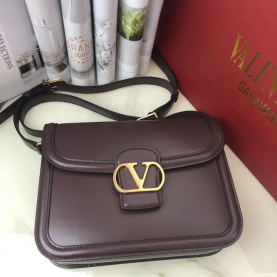 [VALENTINO-발렌티노] 가라바니 9TO5 가죽 숄더백
