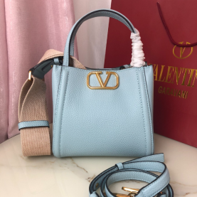 [VALENTINO-발렌티노] 가라바니 올타임더블 핸들 스몰 숄더백