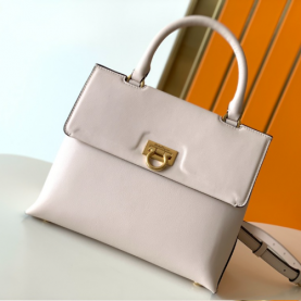[FERRAGAMO-페레가모] 트리폴리오 토트백 스몰