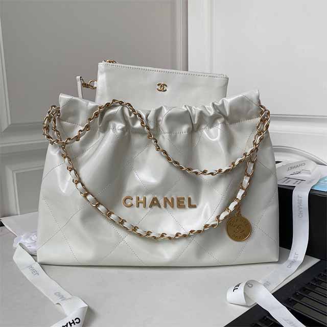[CHANEL-샤넬] 22백 직사각 뉴사이즈