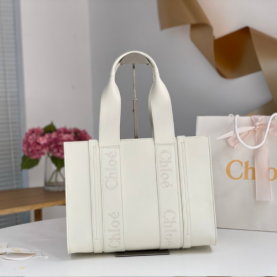 [CHLOE-끌로에] 우디 토트백 미듐
