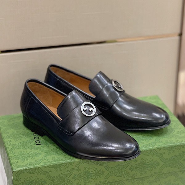 구찌 GUCCI 남성 인터로킹 G 로퍼