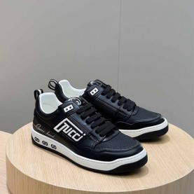구찌 GUCCI 남성 스니커즈