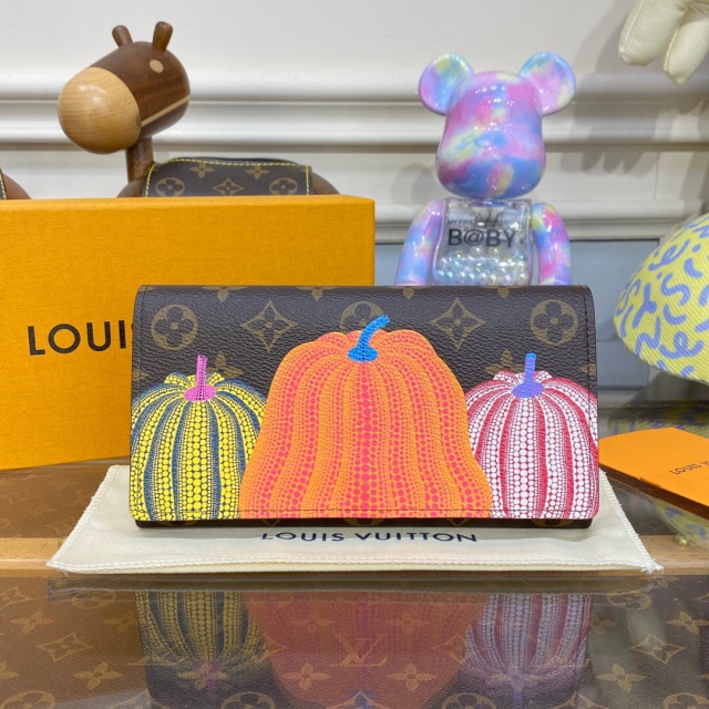 [LOUIS VUITTON-루이비통] LV x YK 사라 지갑