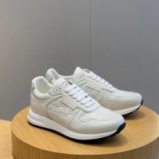 구찌 GUCCI 남성 스니커즈