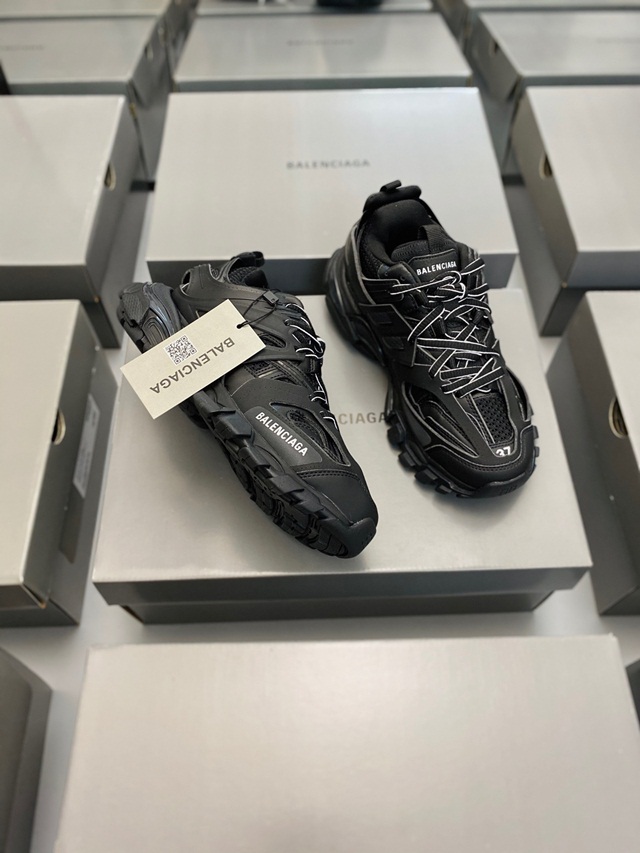 발렌시아가 Balenciaga 남여공용 트랙슈즈